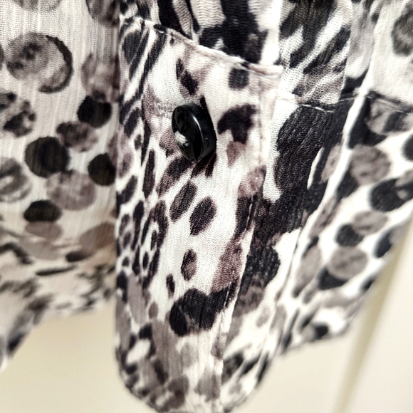 GERRY WEBER  | Black Gray White Abstract Animal Print Button Down Blouse | 14 - Picture 7 of 10